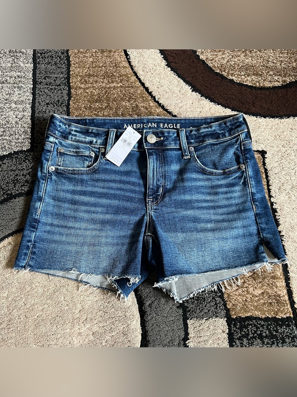 Women's are American Eagle denim midi shorts Size 8